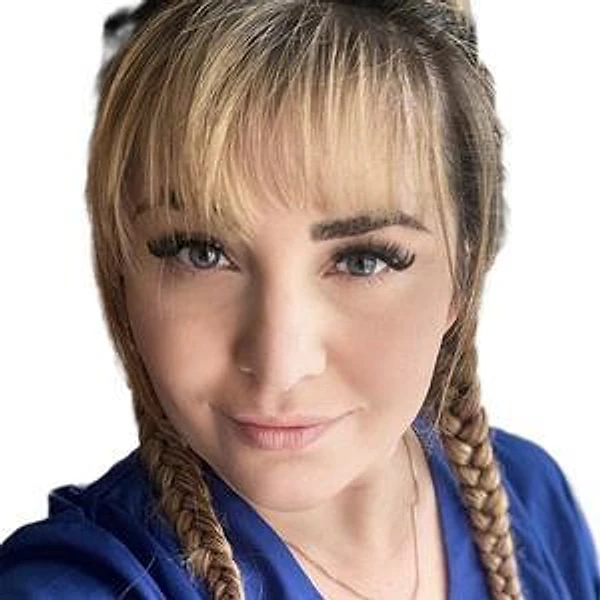 Ниматуллаева Эльвира Ирфановна — Врач скорой помощи, Симферополь