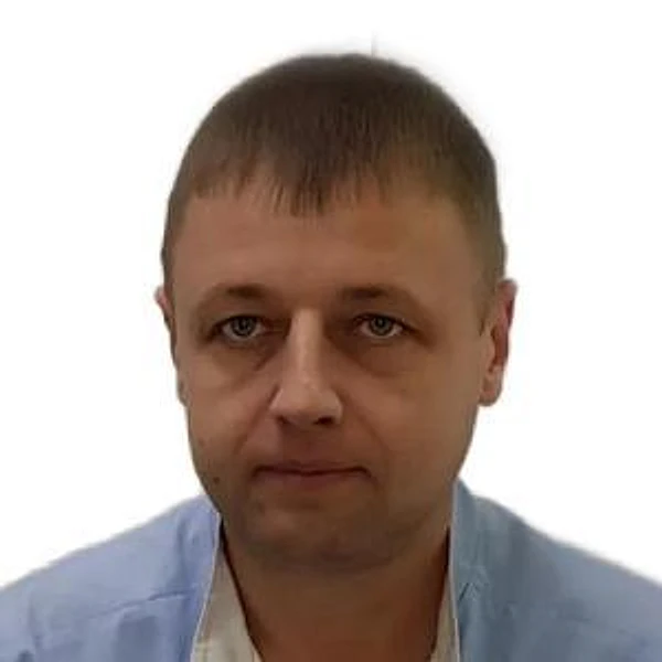 Макаров Павел Витальевич — Стоматолог, Емва