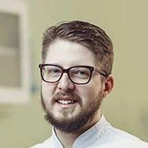 Жирков Илья Алексеевич — Стоматолог, Стоматолог-ортопед, Стоматолог-хирург, Елизово