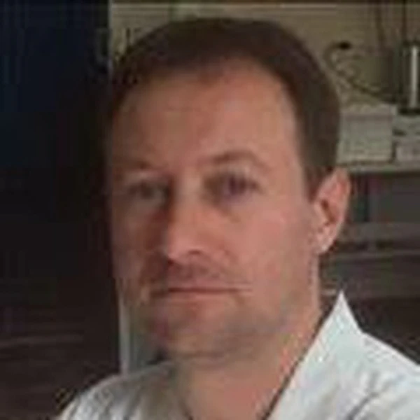 Симонов Роман Валерьевич — Стоматолог, Белгород