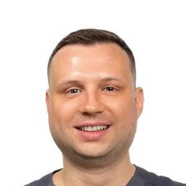Борисенко Евгений Олегович — Стоматолог-имплантолог, Стоматолог-хирург, Челюстно-лицевой хирург, Тула
