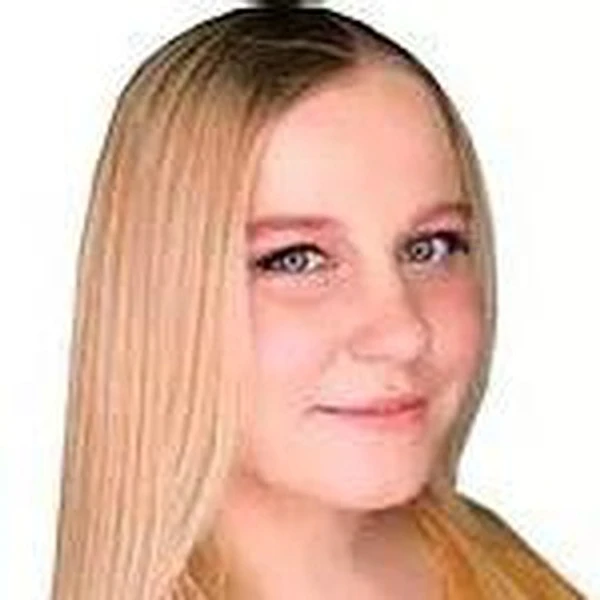Лапшова Любовь Андреевна — Стоматолог, Видное
