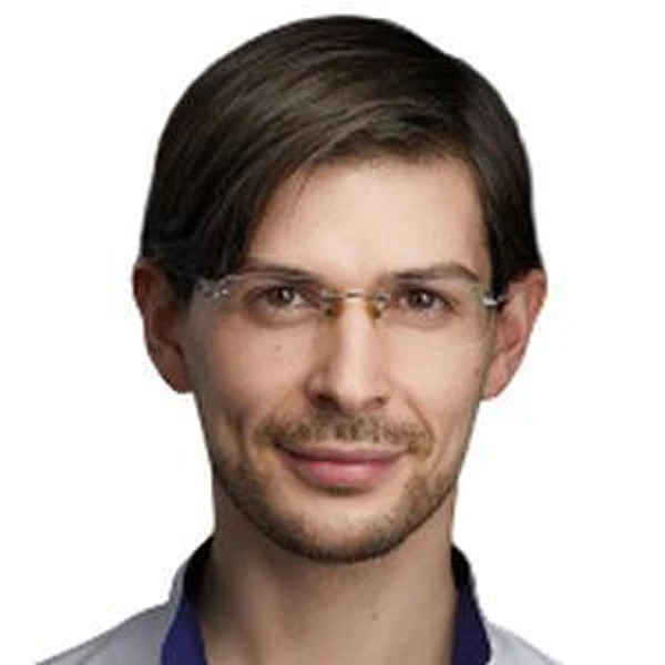Ушаков Вячеслав Павлович — Врач ЛФК, Врач физической и реабилитационной медицины (ФРМ), Хирург, Москва