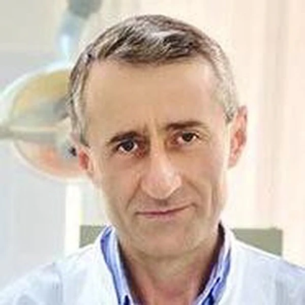 Магомедов Малик Абдуллаевич — Стоматолог, Стоматолог-хирург, Химки