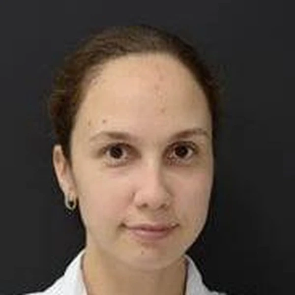 Сазаверова Юлия Михайловна — Стоматолог, Армавир