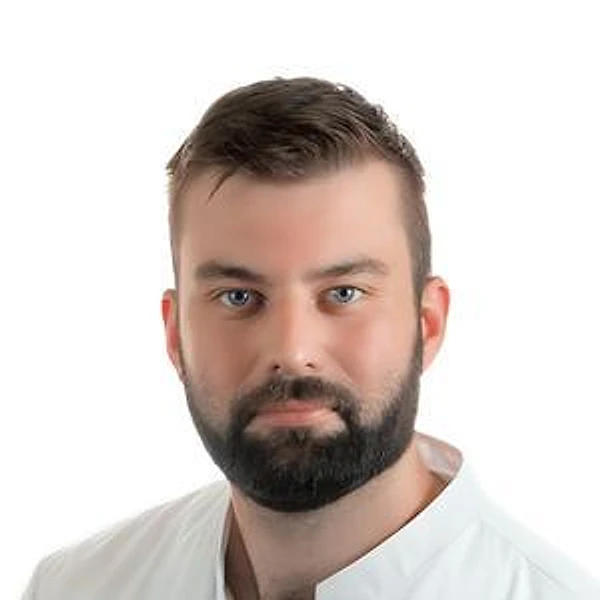 Мельников Михаил Игоревич — Детский хирург, Андролог, Врач УЗИ, Детский уролог, Санкт-Петербург