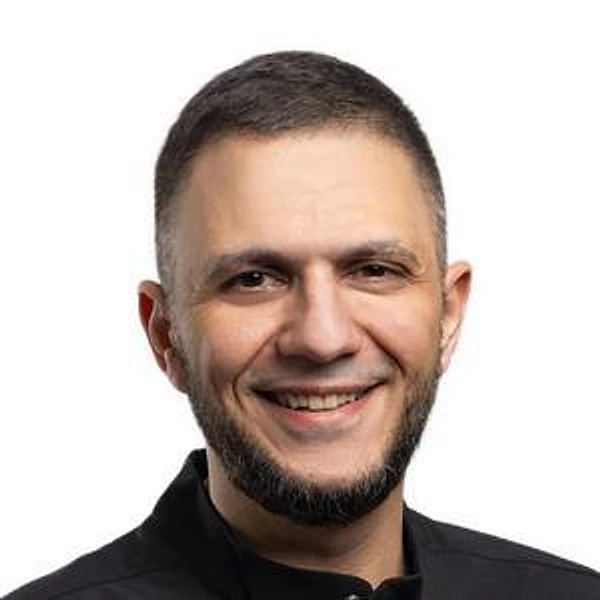 Азарьев Юрий Зимроевич — Стоматолог-ортопед, Гнатолог, Стоматолог, Стоматолог-имплантолог, Стоматолог-хирург, Москва