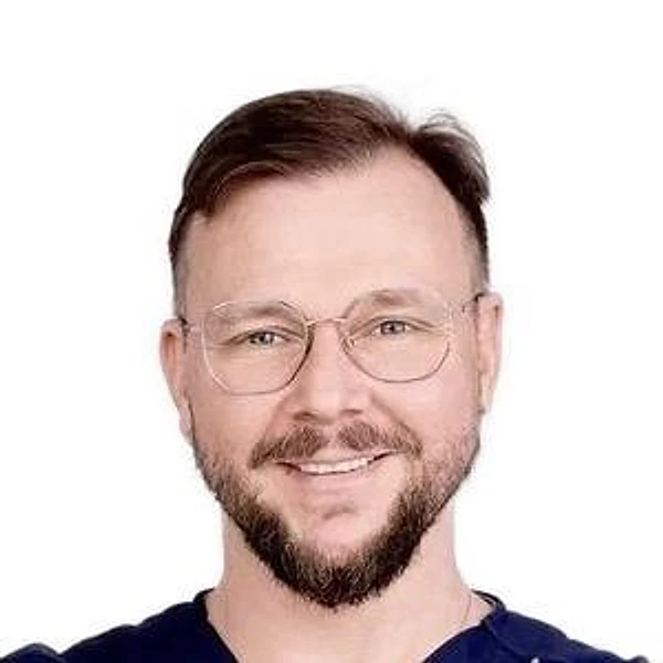 Фролов Александр Юрьевич — Врач-косметолог, Москва