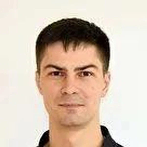 Сыров Кирилл Игоревич — Стоматолог-хирург, Королёв