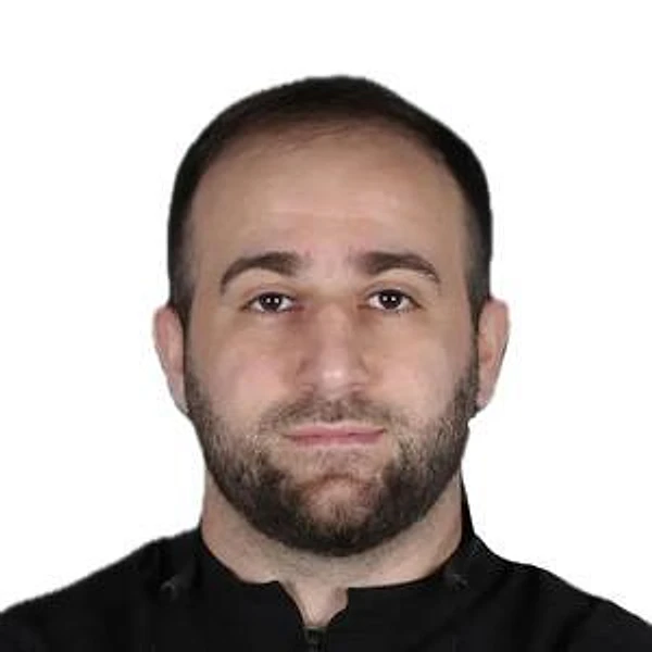 Арустамян Александр Артурович — Стоматолог-ортопед, Краснодар