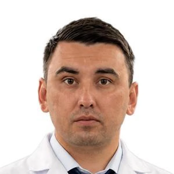 Аксаров Рамиль Румилович — Офтальмолог-хирург, Офтальмолог (окулист), Салават