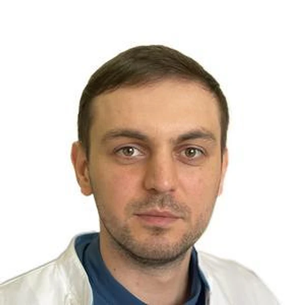 Кумыков Астемир Галиевич — Эндоскопист, Хирург, Москва