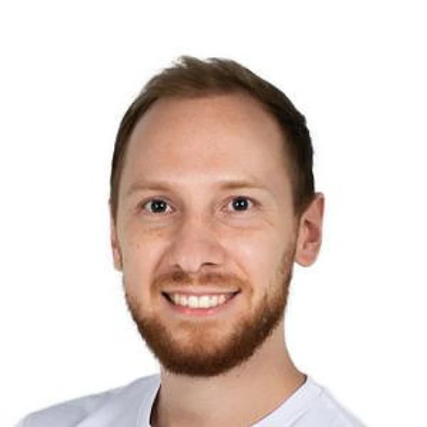 Власов Роман Константинович — Стоматолог-хирург, Стоматолог-имплантолог, Пермь