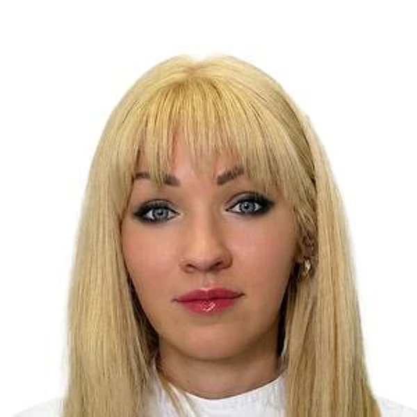 Илясова Лариса Игоревна — Врач-косметолог, Дерматолог, Трихолог, Москва
