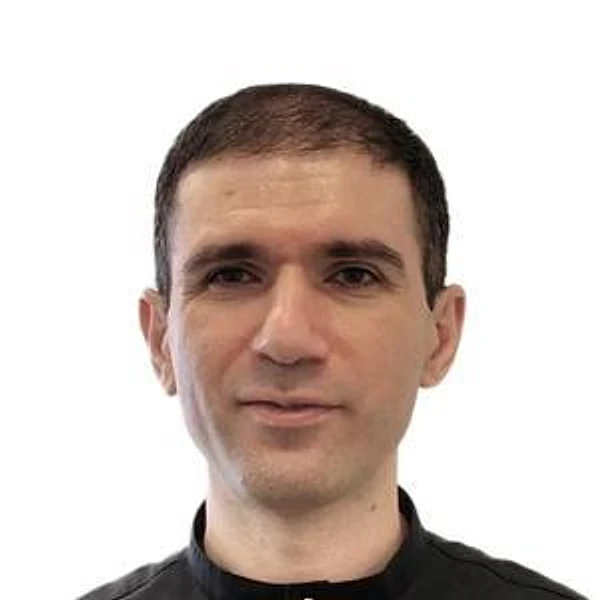 Овакимян Вардгес Овикович — Стоматолог-ортопед, Стоматолог, Стоматолог-имплантолог, Стоматолог-хирург, Пермь