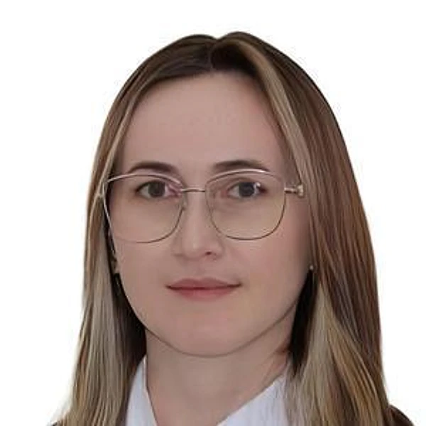 Мустафина Лейсан Ильхамовна — Стоматолог-ортодонт, Детский ортодонт, Детский стоматолог, Альметьевск