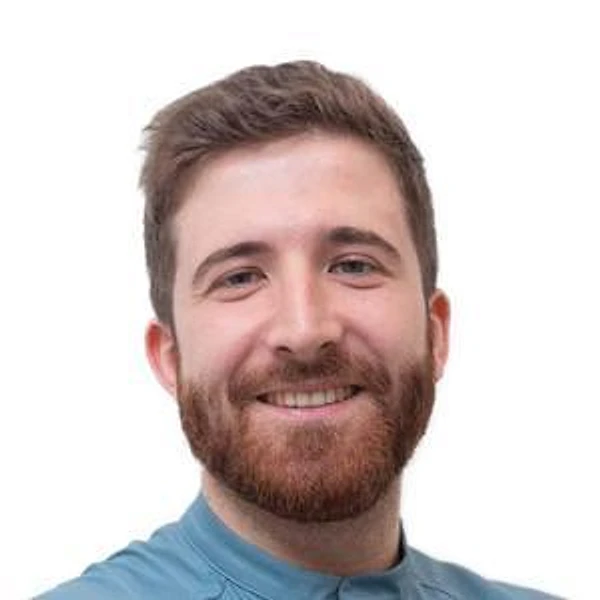 Султанов Амир Гасанович — Стоматолог-имплантолог, Стоматолог, Стоматолог-хирург, Санкт-Петербург