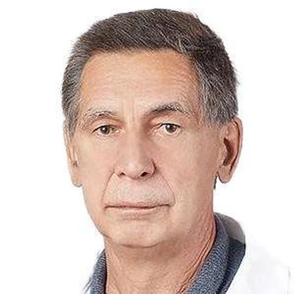 Андриенков Петр Александрович — Ортопед, Москва