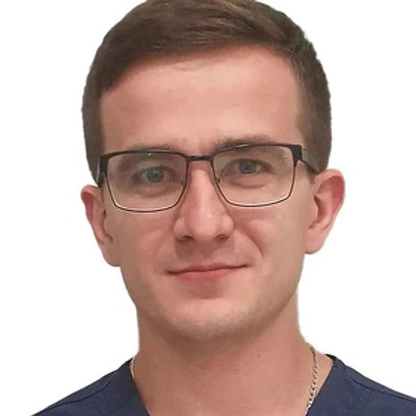 Мясников Тарас Сергеевич — Стоматолог-имплантолог, Стоматолог-хирург, Санкт-Петербург
