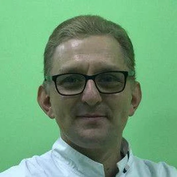 Власов Денис Станиславович — Стоматолог-хирург, Гороховец