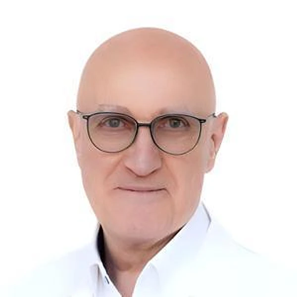 Аганесов Александр Георгиевич — Хирург, Вертебролог, Ортопед, Травматолог, Москва