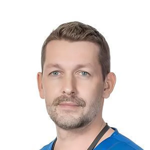 Гуськов Денис Александрович — Анестезиолог-реаниматолог, Москва