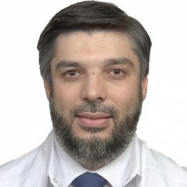 Татаров Исмаил Рапаниевич — Стоматолог-имплантолог, Стоматолог-хирург, Москва