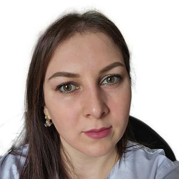 Зураева Лаура Тинов кызы — Терапевт, Тобольск
