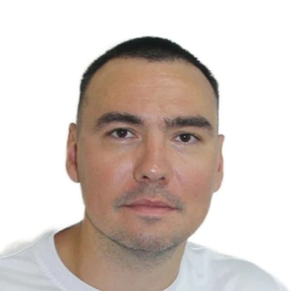 Захаров Максим Игоревич — Стоматолог-хирург, Стоматолог-имплантолог, Челюстно-лицевой хирург, Самара