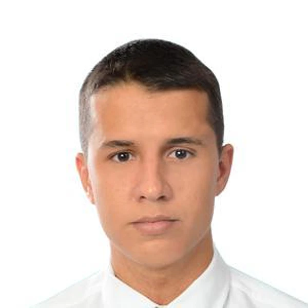 Гарипов Ренат Русланович — Пластический хирург, Уфа
