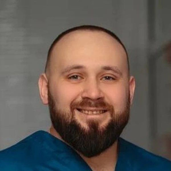 Ющенко Дмитрий Николаевич — Массажист, Детский массажист, Тольятти
