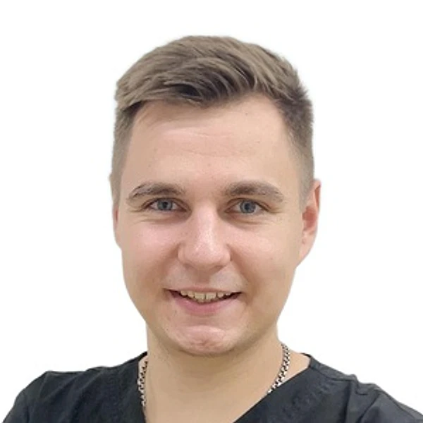 Хисамутдинов Ренат Маратович — Стоматолог-имплантолог, Стоматолог, Стоматолог-ортопед, Стоматолог-хирург, Шахты