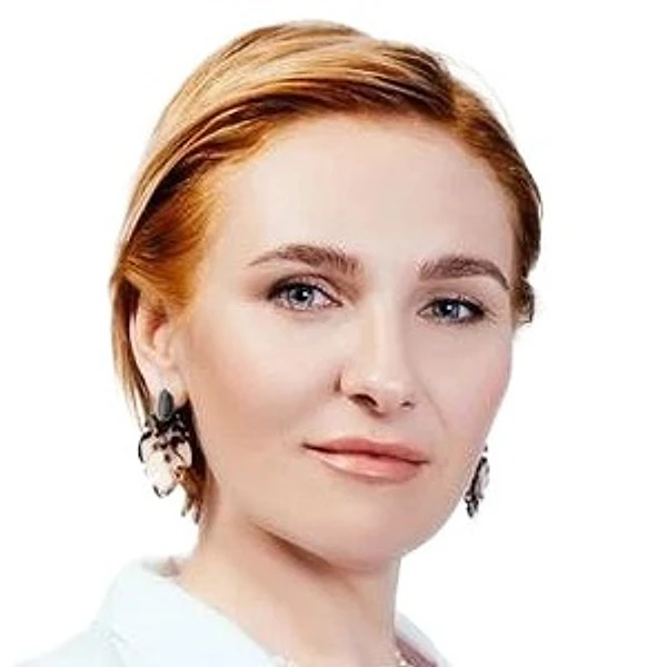 Краснёнкова Юлия Юрьевна — Врач-косметолог, Самара