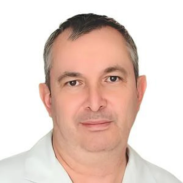 Селиванов Роман Михайлович — Стоматолог-хирург, ст. Динская
