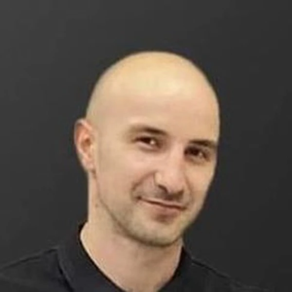 Исхабов Артур Арсланович — Стоматолог-хирург, Шлиссельбург