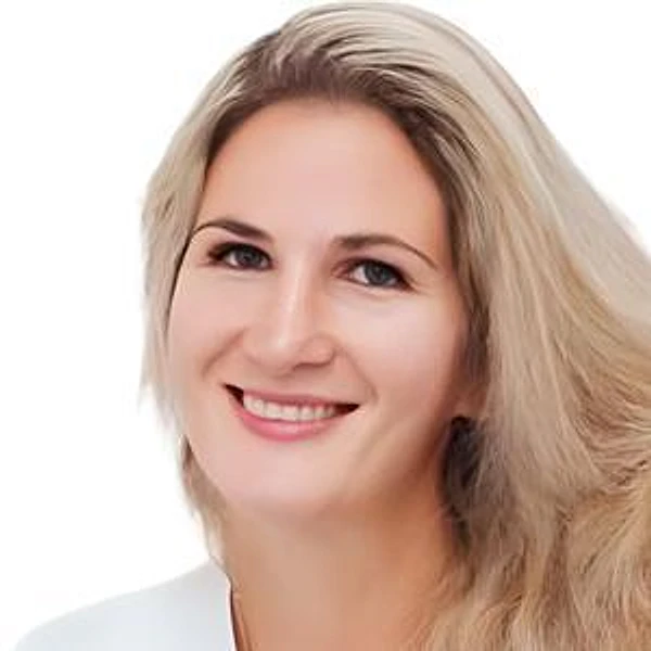 Краснова Елена Владимировна — Стоматолог, Стоматолог-эндодонтист, Москва
