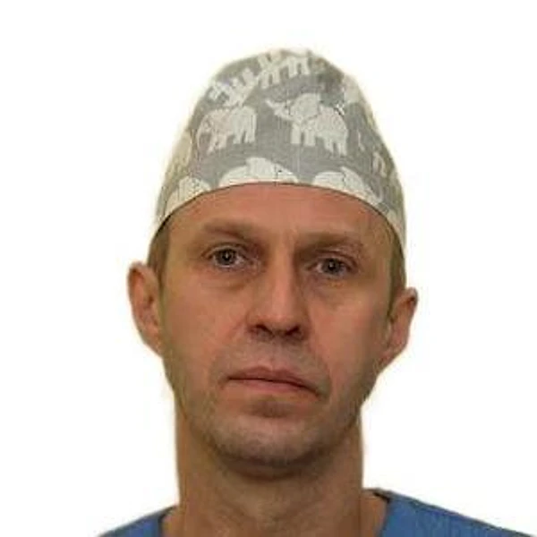 Лутков Дмитрий Викторович — Онколог, Пластический хирург, Хирург, Москва