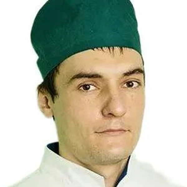 Хасанов Артур Ренатович — Стоматолог-хирург, Елабуга