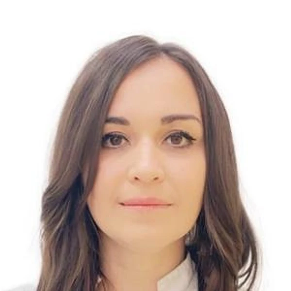 Акжигитова Динара Шамилевна — Стоматолог, Москва