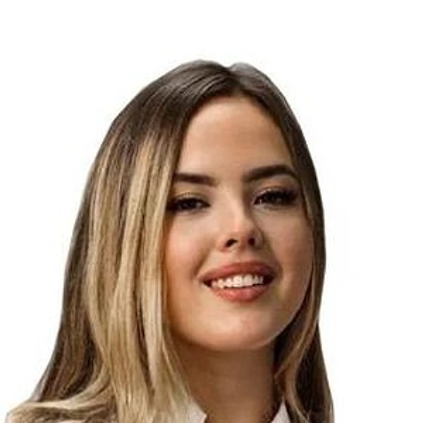 Сусталова Полина Сергеевна — Стоматолог-гигиенист, Екатеринбург