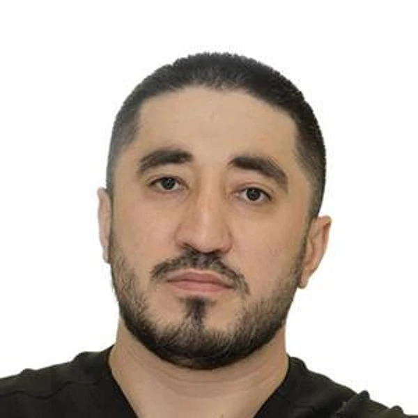 Устазов Камиль Абдулгамидович — Ортопед, Травматолог, Нижний Тагил