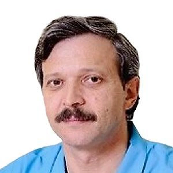 Тюканов Марк Наумович — Кардиохирург, Детский кардиохирург, Сосудистый хирург (ангиохирург), Омск