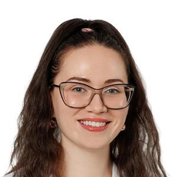 Гришукова Елизавета Сергеевна — Стоматолог-ортодонт, Псков