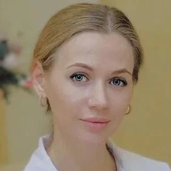 Полякова Алина Владимировна — Врач-косметолог, Смоленск