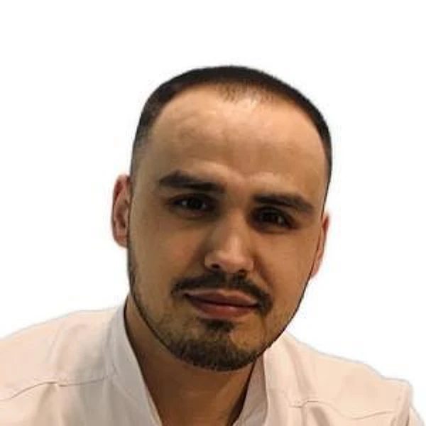 Суюнов Аъзамджон Алишерович — Офтальмолог (окулист), Детский офтальмолог, Новосибирск