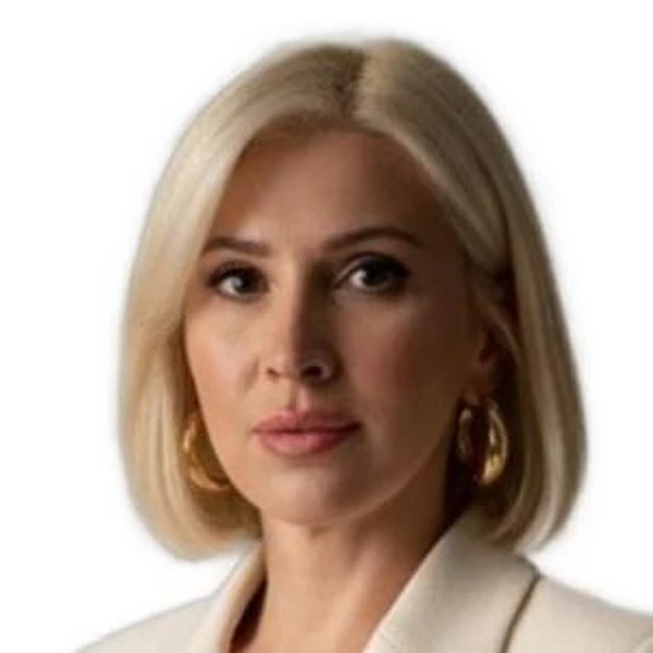 Дегина Юлия Васильевна — Пластический хирург, Кострома