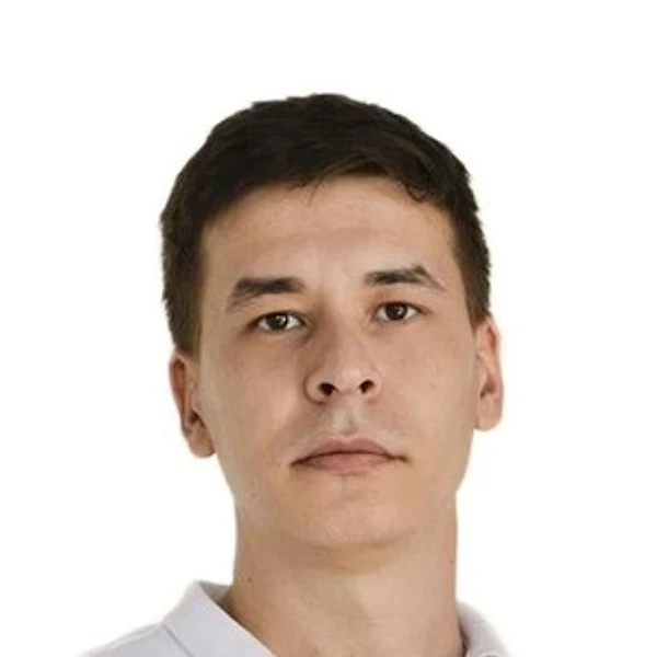Валеев Павел Ринатович — Стоматолог-имплантолог, Стоматолог-хирург, Барнаул