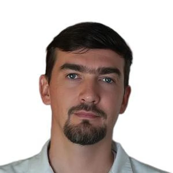 Глушенко Денис Евгеньевич — Врач УЗИ, Владивосток