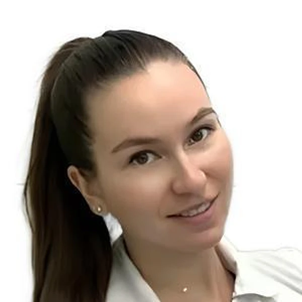 Закирова Диана Олеговна — Стоматолог-ортодонт, Санкт-Петербург