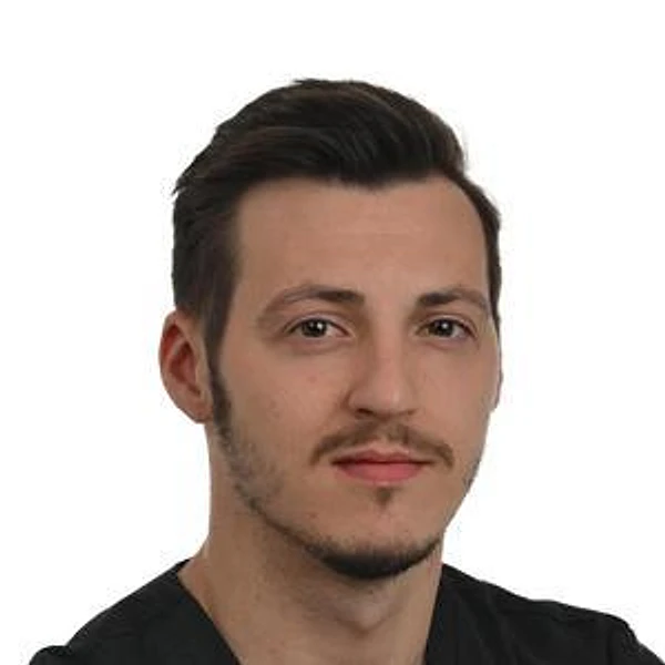Захаров Богдан Максимович — Стоматолог-гигиенист, Екатеринбург
